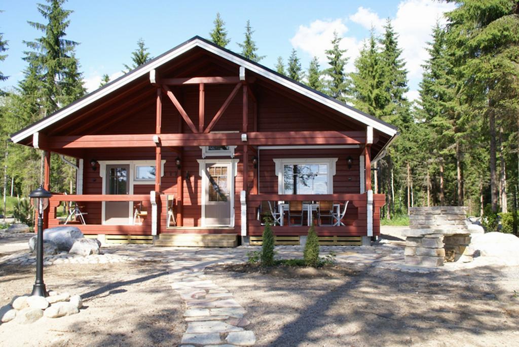Kartanohotelli Satulinna Huvilat Hirvensalmi 객실 사진